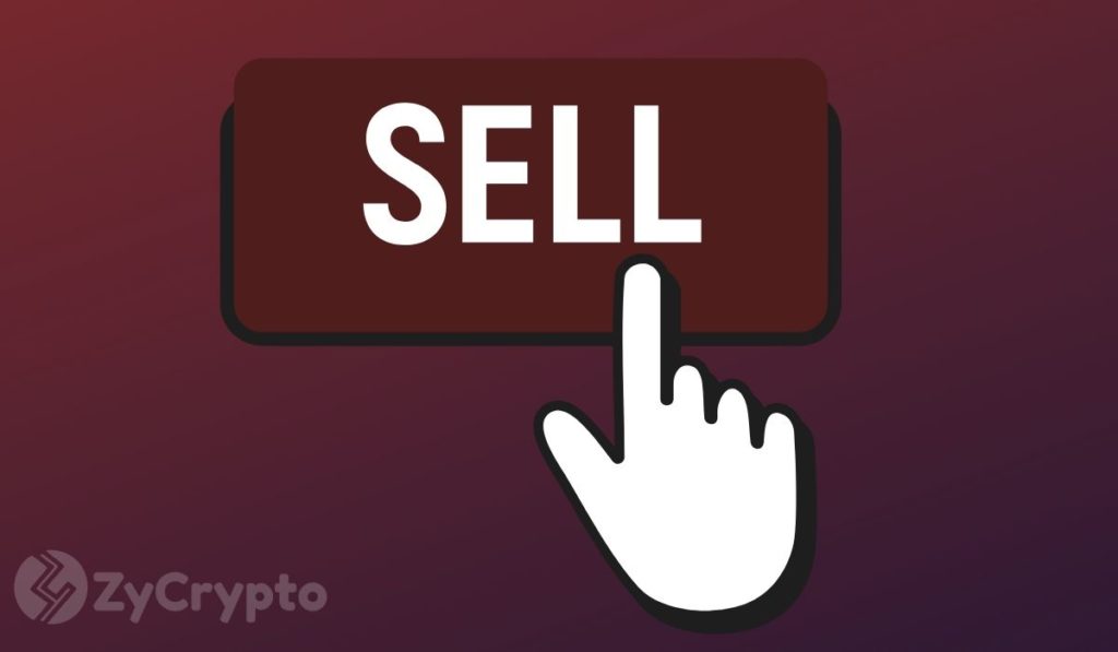 Peter Schiff Advises Selling Bitcoin As Feds Rate Cut Fails To Spark Rally