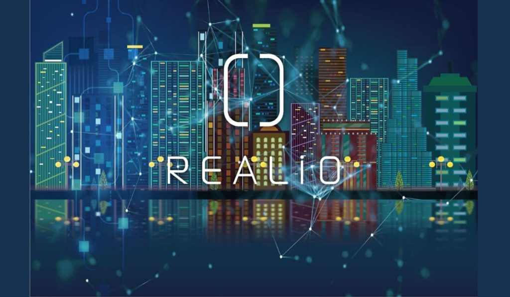 Buying and Trading Real Estate Online with Blockchain